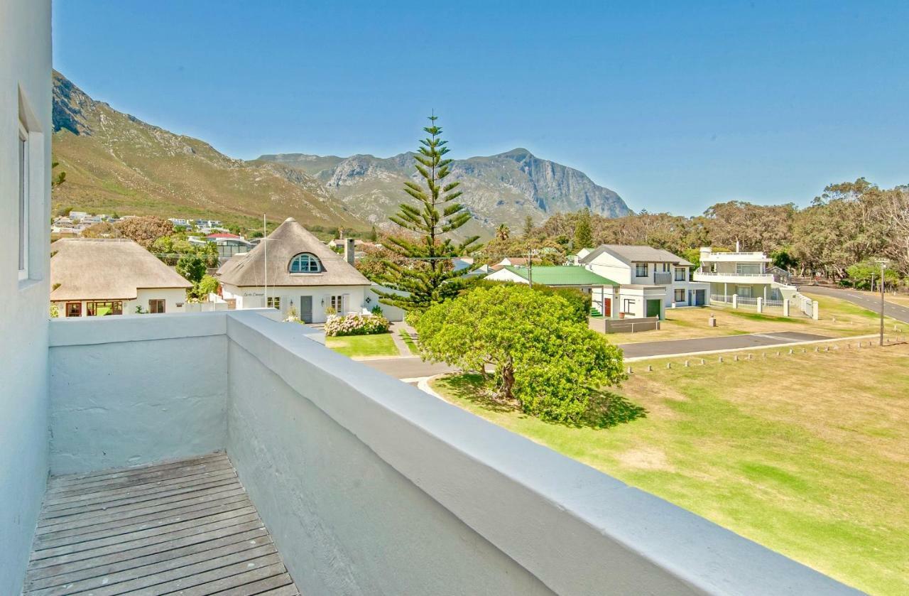 Baleens Hotel Hermanus Exterior foto
